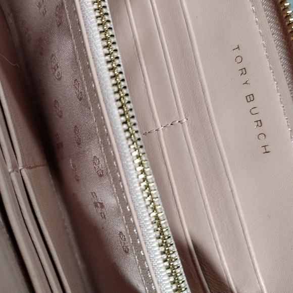 Tory Burch Alexa Blush Pink Wallet - Picture 9 of 13